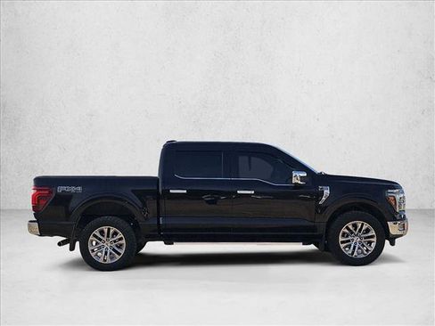 Used 2024 Ford F150 Lariat w/ FX4 Off-Road Package image 4