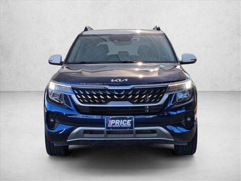 Used 2023 Kia Seltos Nightfall Edition image 2