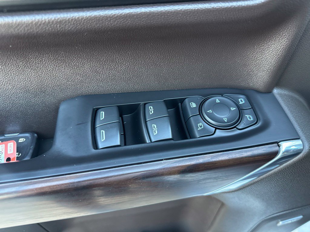 Used 2021 GMC Sierra 1500 SLT AWD/4WD image 9