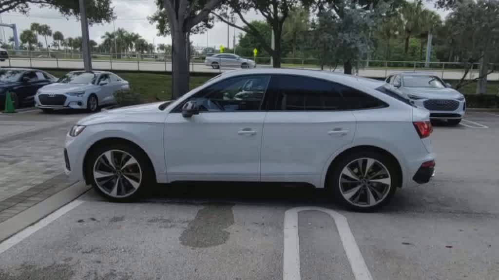Certified 2024 Audi SQ5 Prestige AWD/4WD image 5