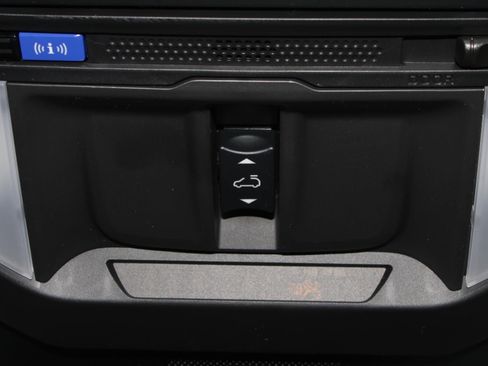 New 2026 Subaru Forester Touring AWD/4WD image 13
