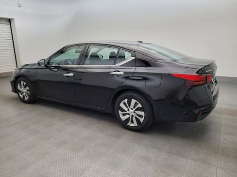 Used 2020 Nissan Altima 2.5 S FWD image 3