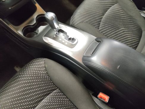 Used 2020 Dodge Journey SE FWD image 26
