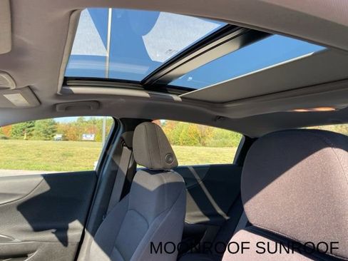 Used 2023 Chevrolet Malibu LT image 11