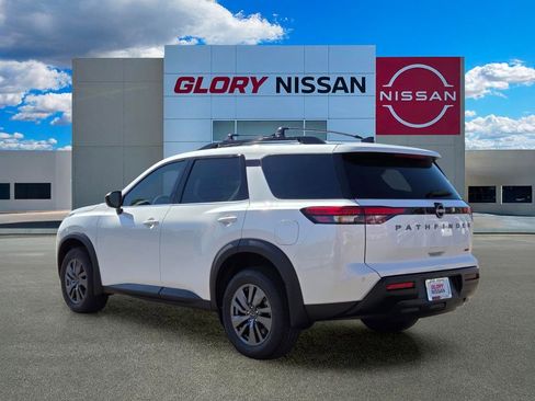 New 2026 Nissan Pathfinder SV w/ Cargo Package AWD/4WD image 4