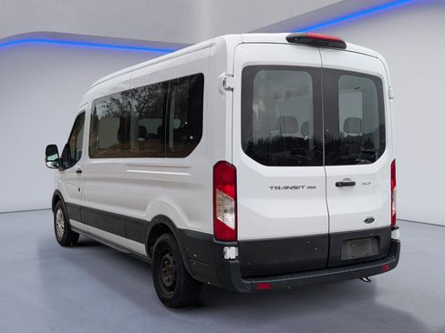 Used 2023 Ford Transit 350 XLT image 6