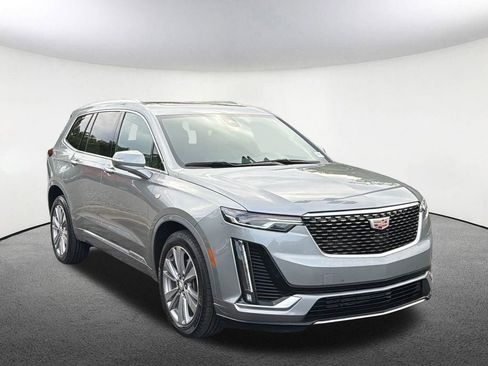 Certified 2023 Cadillac XT6 Premium Luxury AWD/4WD image 23