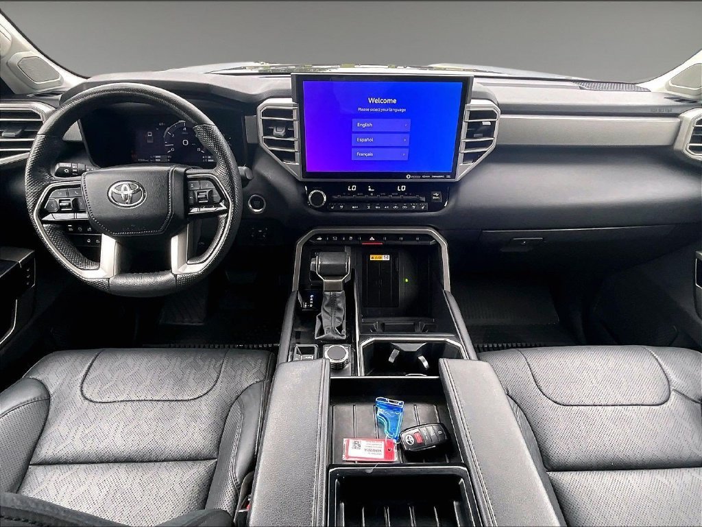 Used 2024 Toyota Tundra Limited AWD/4WD image 21