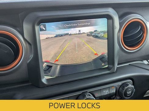 Used 2022 Jeep Gladiator Mojave w/ Cold Weather Group AWD/4WD image 21