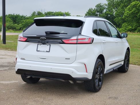 Used 2024 Ford Edge SE w/ Black Appearance Package AWD/4WD image 7