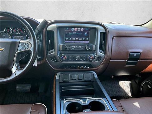 Used 2019 Chevrolet Silverado 2500 High Country w/ Duramax Plus Package AWD/4WD image 8