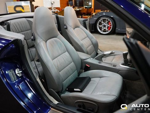 Used 2002 Porsche 911 Carrera 4 image 36
