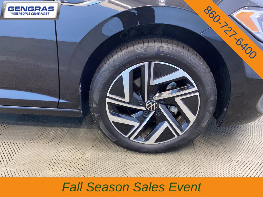 Used 2024 Volkswagen Jetta SEL FWD image 43