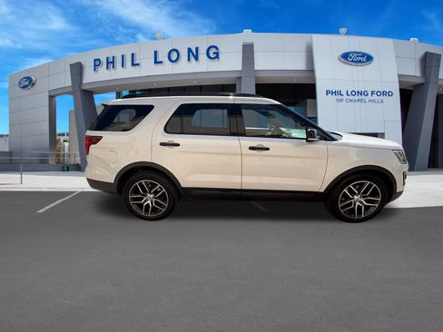 Used 2017 Ford Explorer Sport w/ Equipment Group 401A AWD/4WD image 7