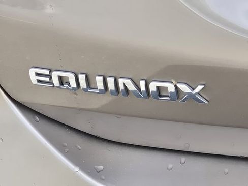 Used 2018 Chevrolet Equinox LS image 14