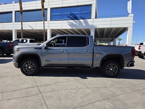 Certified 2022 GMC Sierra 1500 AT4 w/ AT4 Premium Package image 3
