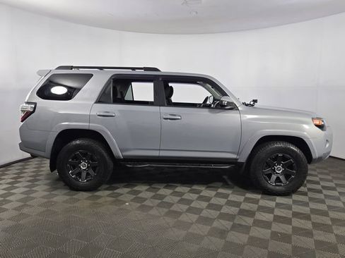 Used 2021 Toyota 4Runner Trail Special Edition AWD/4WD image 10