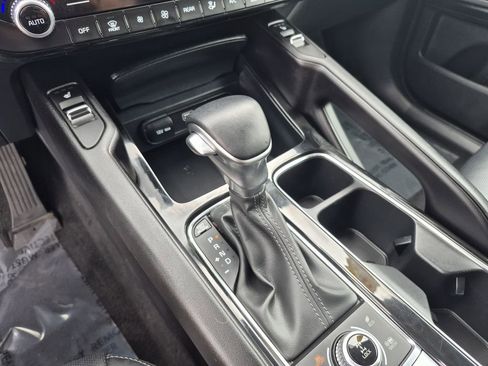 Used 2025 Kia Telluride S AWD/4WD image 11