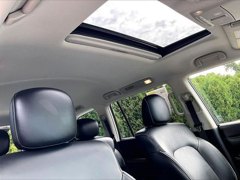 Used 2023 INFINITI QX80 Premium Select w/ Cargo Package AWD/4WD image 23
