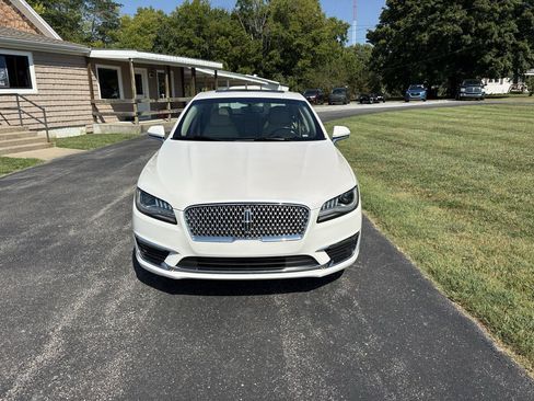 Used 2018 Lincoln MKZ Select w/ Select Plus Package FWD image 5