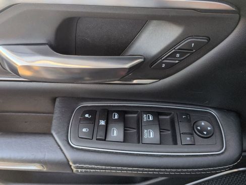 Certified 2019 RAM 1500 Limited w/ Advanced Safety Group image 17