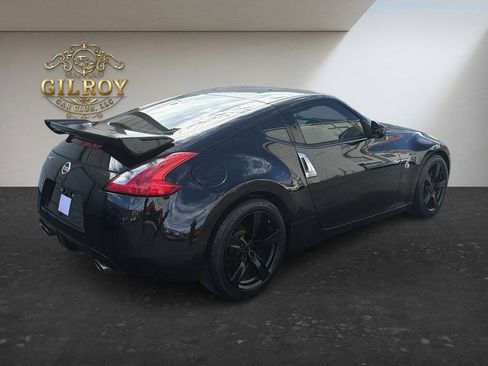 Used 2009 Nissan 370Z Coupe RWD image 13