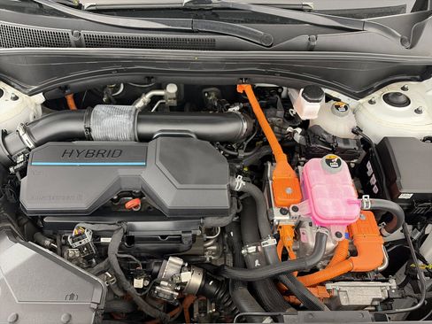 Used 2023 Hyundai Santa Fe Limited AWD/4WD image 11