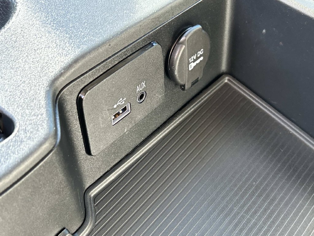 Used 2015 RAM 1500 Express RWD image 49