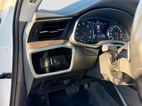 Used 2019 Audi A6 3.0T Premium w/ Convenience Package image 11