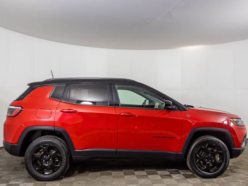Used 2023 Jeep Compass Trailhawk image 11