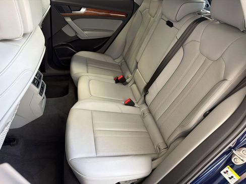Used 2021 Audi Q5 Prestige w/ Prestige Package AWD/4WD image 15