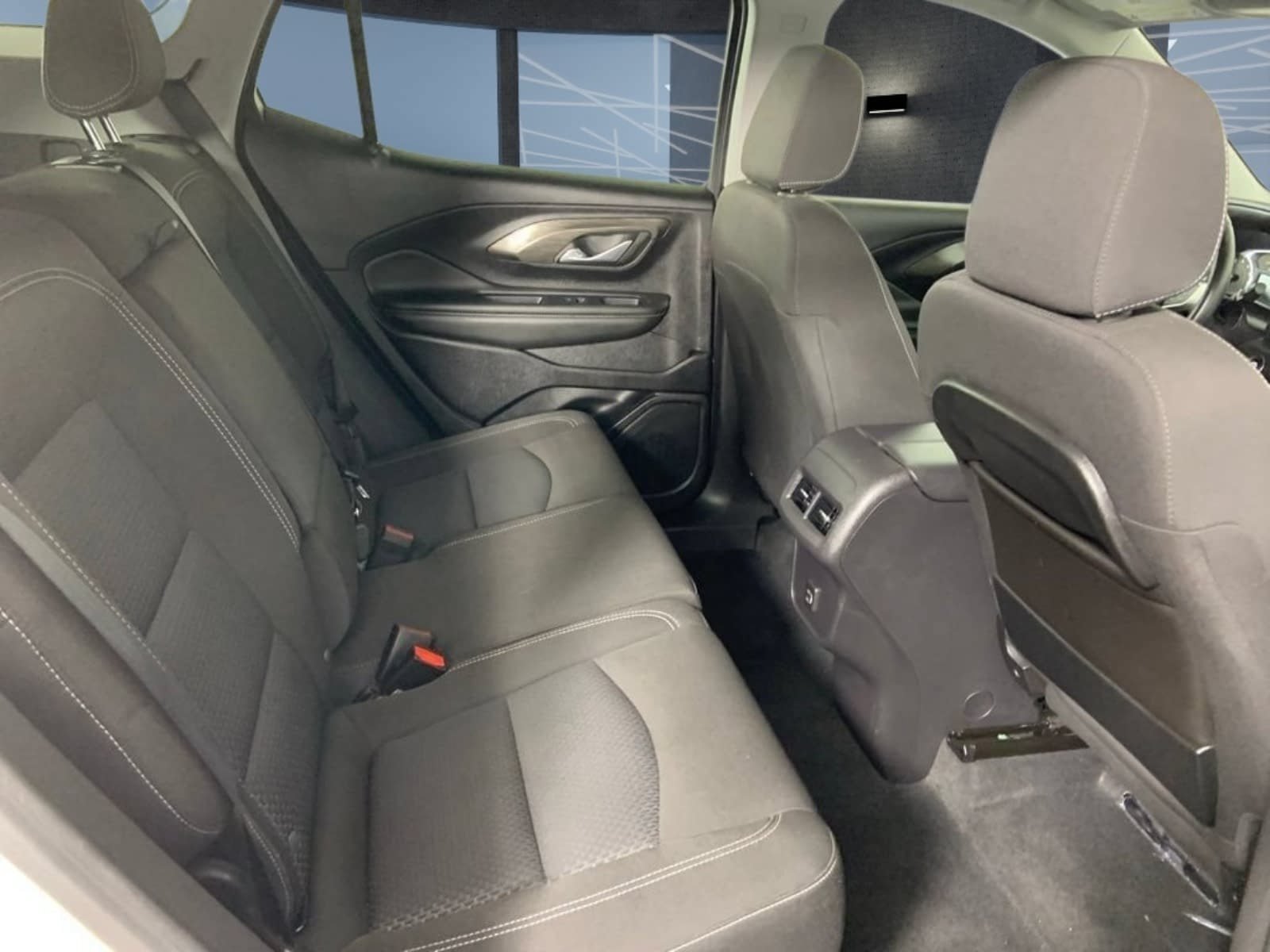 Used 2024 GMC Terrain SLE FWD image 13
