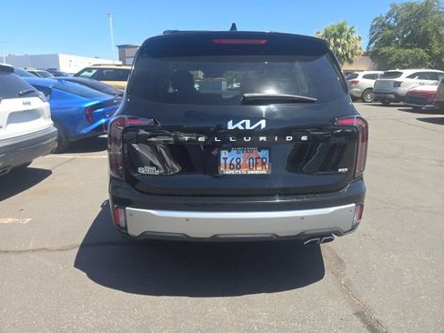 Certified 2023 Kia Telluride EX w/ EX Captain's Chair Package AWD/4WD image 6