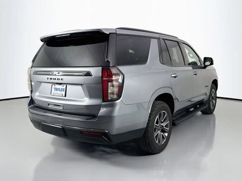 Used 2021 Chevrolet Tahoe Z71 w/ Luxury Package AWD/4WD image 7