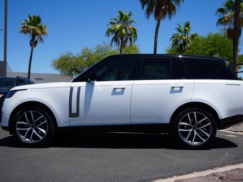 New 2026 Land Rover Range Rover SE AWD/4WD image 3