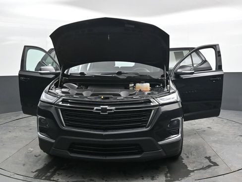 Used 2022 Chevrolet Traverse LT w/ Midnight/Sport Edition image 55