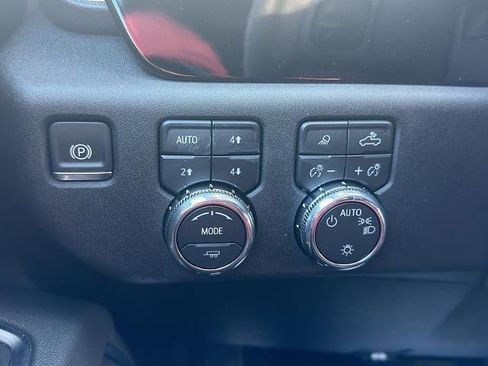 New 2026 GMC Sierra 1500 SLE w/ X31 Off-Road Package image 31