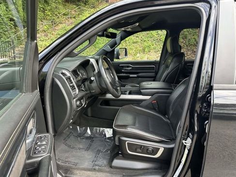 Used 2024 RAM 1500 Laramie image 16