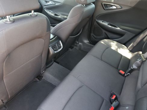 Used 2023 Chevrolet Malibu LT FWD image 12