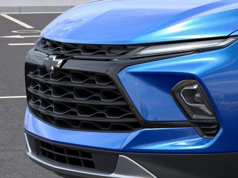New 2026 Chevrolet Blazer LT w/ Convenience Package FWD image 13