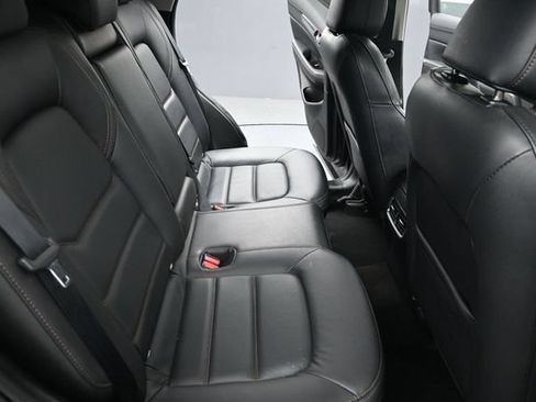 Used 2023 MAZDA CX-5 AWD 2.5 S w/ Premium Package image 18