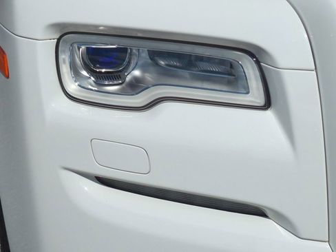 Used 2016 Rolls-Royce Ghost image 10