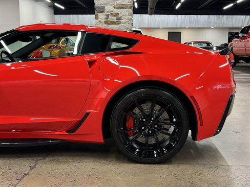 Used 2019 Chevrolet Corvette Grand Sport RWD image 8
