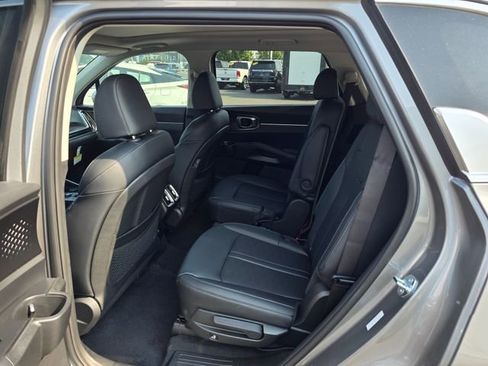 New 2025 Kia Sorento EX w/ EX Panoramic Sunroof Package image 5