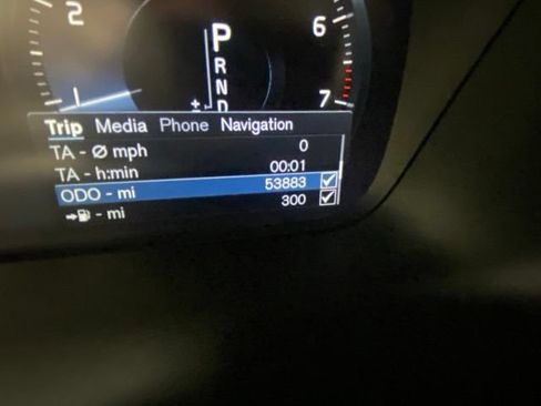 Used 2020 Volvo S60 T5 Momentum w/ Protection Package FWD image 16