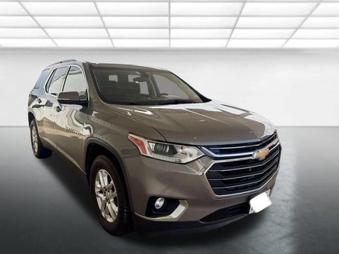 Used 2019 Chevrolet Traverse LT FWD image 1