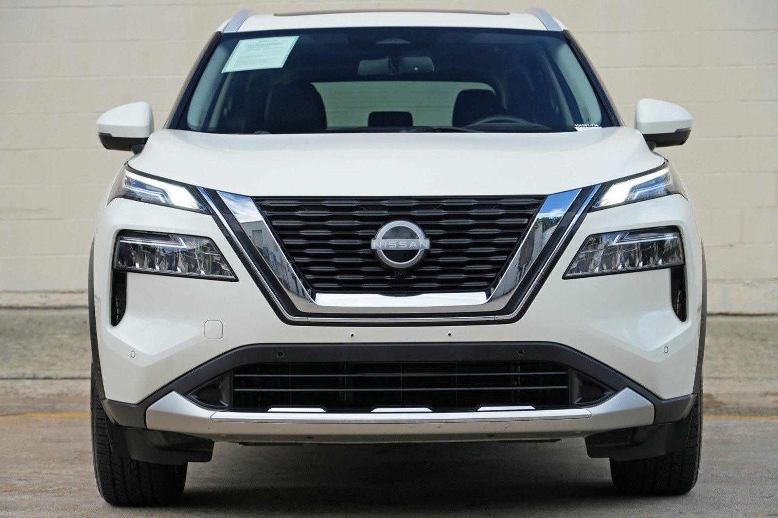 Used 2023 Nissan Rogue Platinum FWD image 6