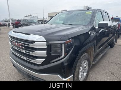 Used 2023 GMC Sierra 1500 SLE w/ Enhanced Capability Package