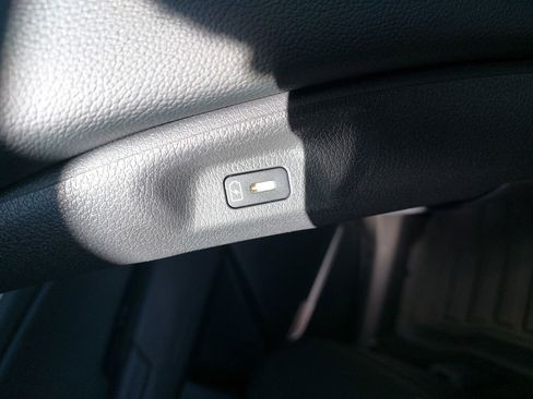 New 2026 Kia Sportage SX image 13