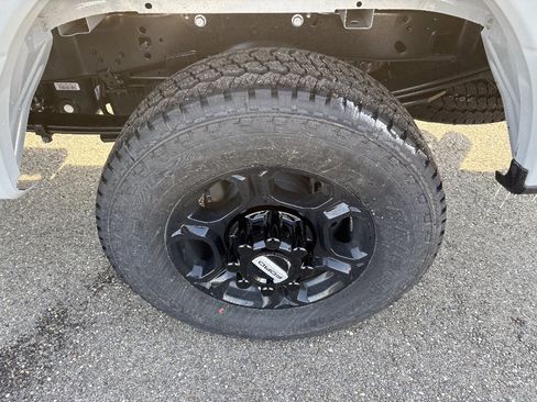 New 2026 Ford F250 XL w/ STX Appearance Package AWD/4WD image 13